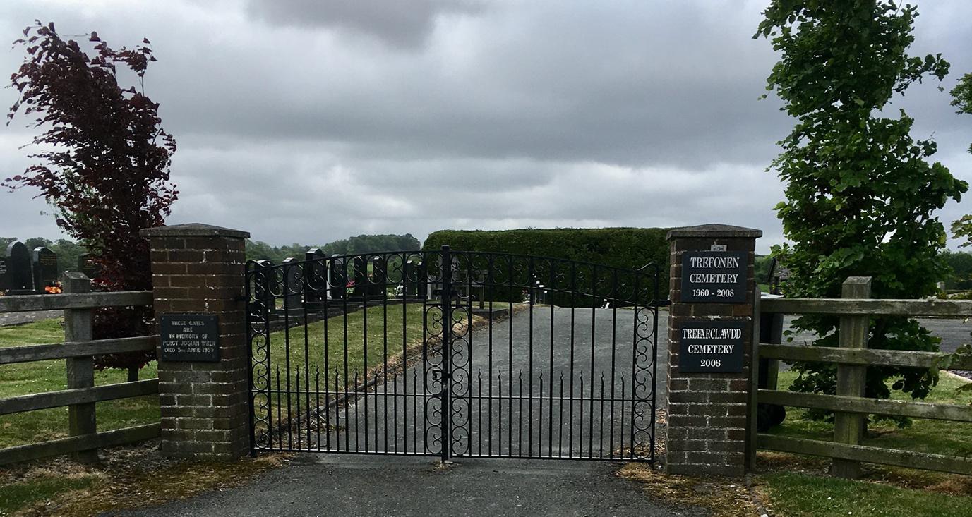 Trefarclawdd cemetery